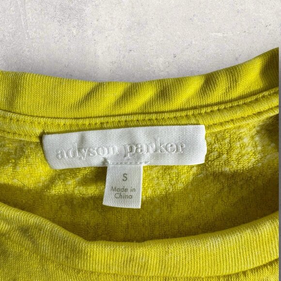 Adyson Parker Electric Yellow Short Sleeve Shirt Womens Small Blouse - Picture 4 of 4